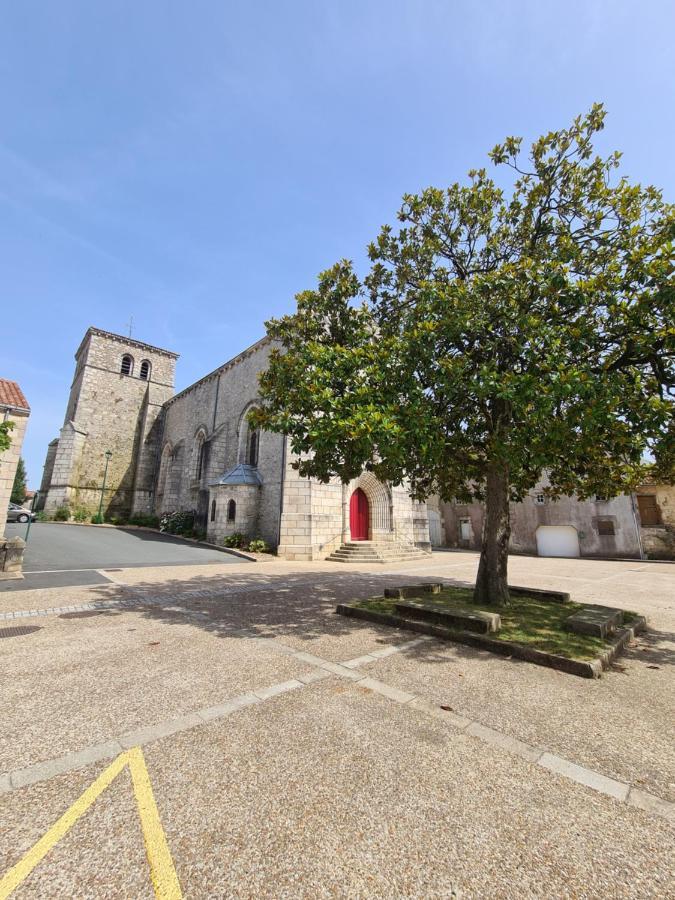 Gite La Libellule 4 Couchages 15 Min Du Puy Du Fou Saint-Amand-sur-Sevre Exterior foto